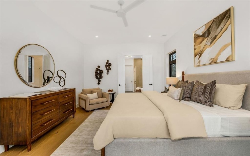 8714 San Fernando Way, Dallas, TX 75218, 5 Bedrooms Bedrooms, ,6 BathroomsBathrooms,Residential,For Sale,8714 San Fernando Way,0,21134974