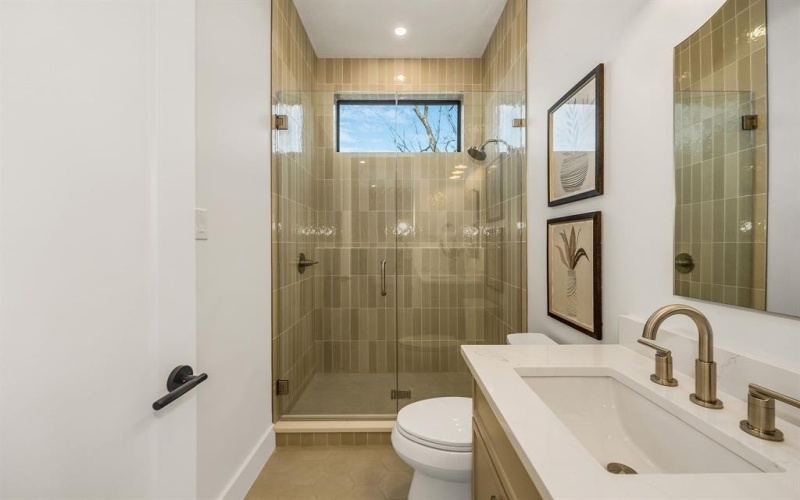 8714 San Fernando Way, Dallas, TX 75218, 5 Bedrooms Bedrooms, ,6 BathroomsBathrooms,Residential,For Sale,8714 San Fernando Way,0,21134974