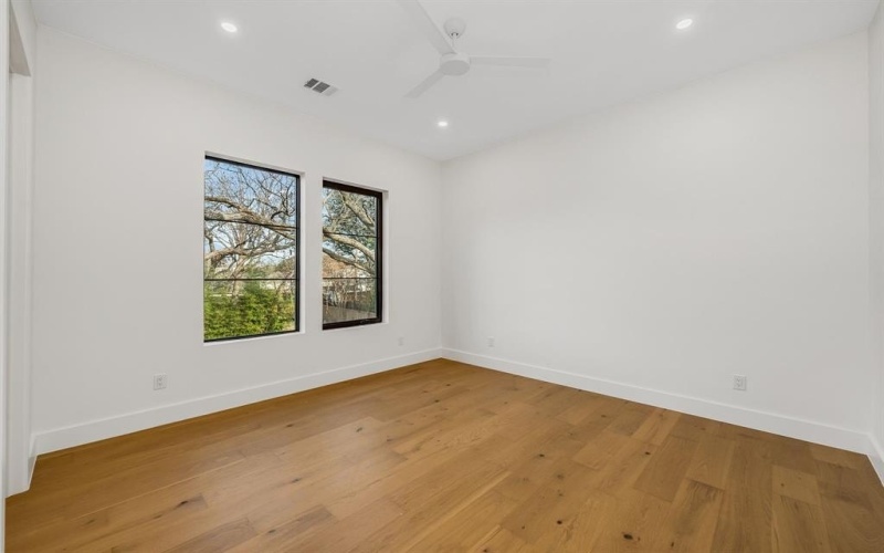 8714 San Fernando Way, Dallas, TX 75218, 5 Bedrooms Bedrooms, ,6 BathroomsBathrooms,Residential,For Sale,8714 San Fernando Way,0,21134974