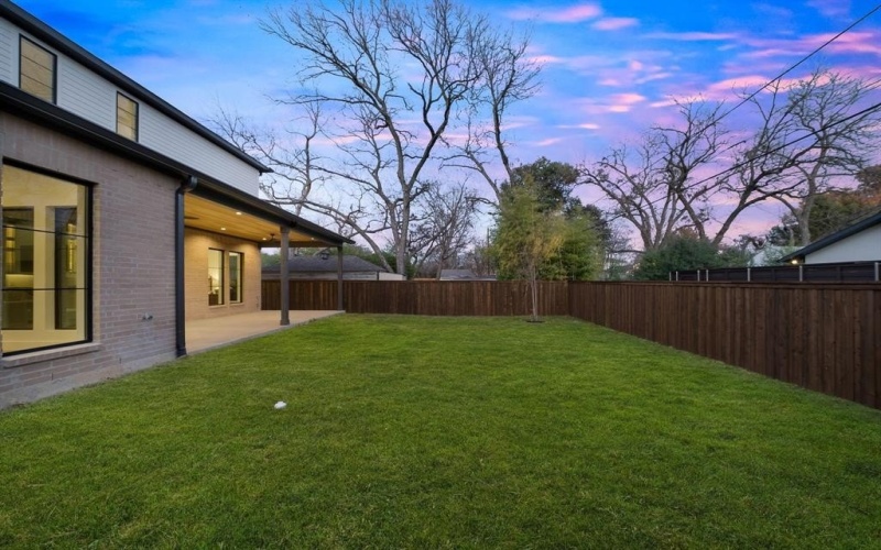 8714 San Fernando Way, Dallas, TX 75218, 5 Bedrooms Bedrooms, ,6 BathroomsBathrooms,Residential,For Sale,8714 San Fernando Way,0,21134974