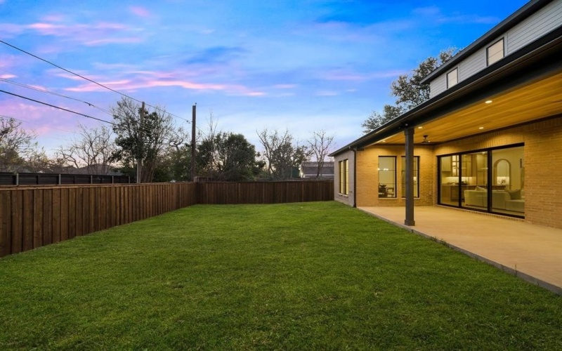 8714 San Fernando Way, Dallas, TX 75218, 5 Bedrooms Bedrooms, ,6 BathroomsBathrooms,Residential,For Sale,8714 San Fernando Way,0,21134974