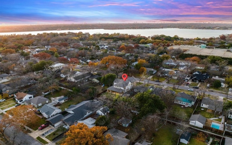 8714 San Fernando Way, Dallas, TX 75218, 5 Bedrooms Bedrooms, ,6 BathroomsBathrooms,Residential,For Sale,8714 San Fernando Way,0,21134974