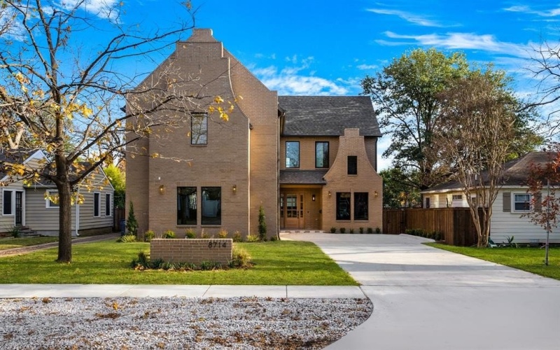 8714 San Fernando Way, Dallas, TX 75218, 5 Bedrooms Bedrooms, ,6 BathroomsBathrooms,Residential,For Sale,8714 San Fernando Way,0,21134974