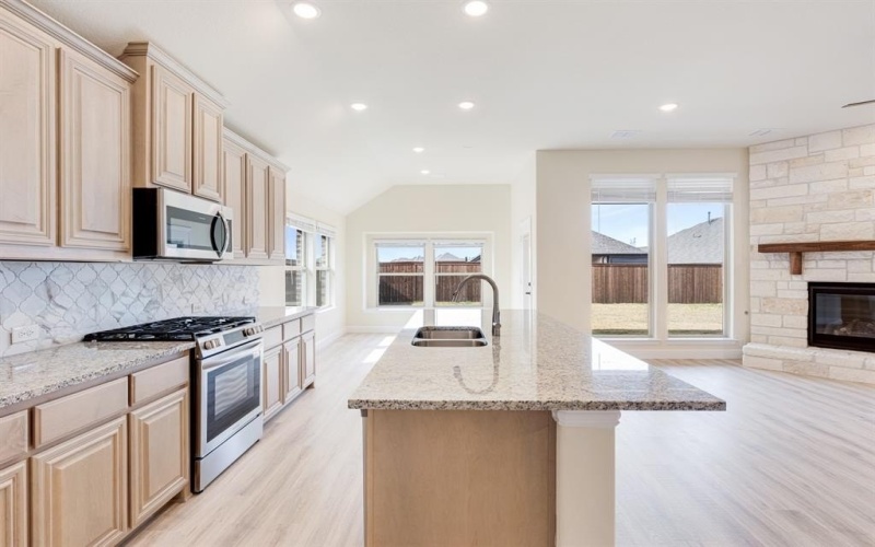 7741 Oakmeade Street, Joshua, TX 76058, 4 Habitaciones Habitaciones , ,3 BañosBaños,Residential,En Venta,7741 Oakmeade Street,0,21136812