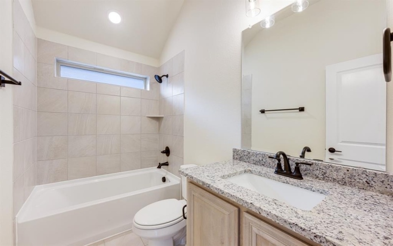 7741 Oakmeade Street, Joshua, TX 76058, 4 Habitaciones Habitaciones , ,3 BañosBaños,Residential,En Venta,7741 Oakmeade Street,0,21136812