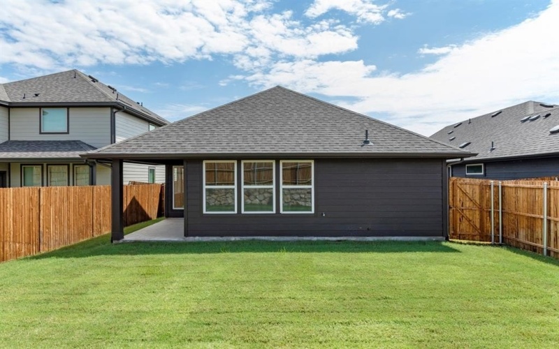 1640 Meadow Crest Drive, Aubrey, TX 76227, 3 Habitaciones Habitaciones , ,2 BañosBaños,Residential,En Venta,1640 Meadow Crest Drive,0,21136906