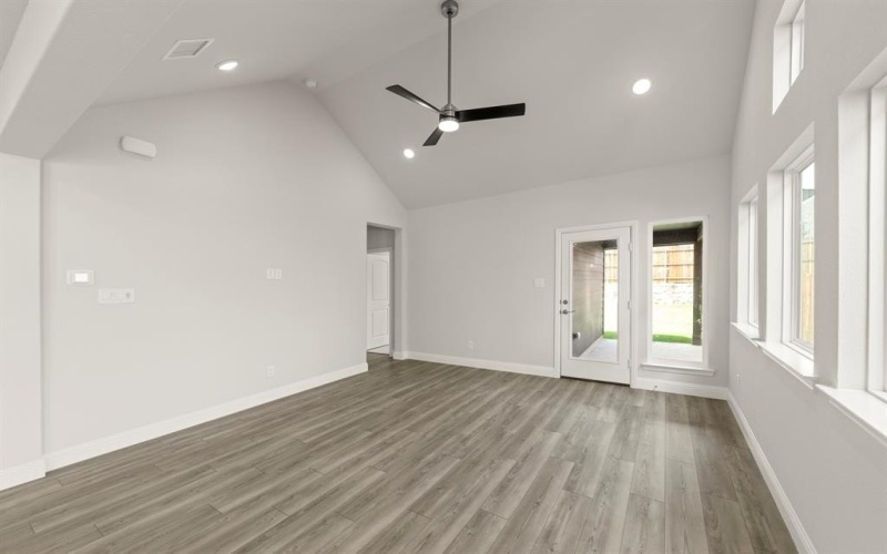 1640 Meadow Crest Drive, Aubrey, TX 76227, 3 Habitaciones Habitaciones , ,2 BañosBaños,Residential,En Venta,1640 Meadow Crest Drive,0,21136906