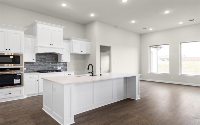 108 Lila Lake Drive, Waxahachie, TX 75165, 4 Bedrooms Bedrooms, ,3 BathroomsBathrooms,Residential,For Sale,108 Lila Lake Drive,0,21137034