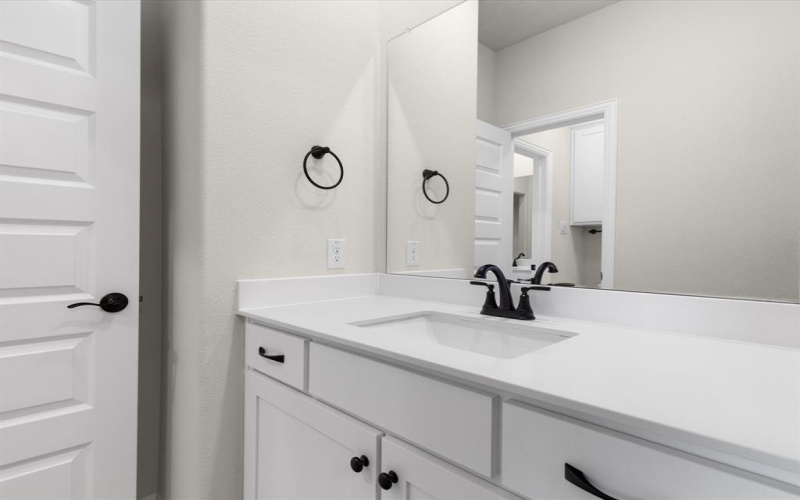 108 Lila Lake Drive, Waxahachie, TX 75165, 4 Bedrooms Bedrooms, ,3 BathroomsBathrooms,Residential,For Sale,108 Lila Lake Drive,0,21137034