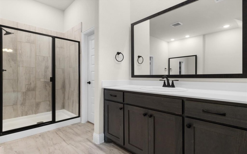 128 Lila Lake Drive, Waxahachie, TX 75165, 4 Bedrooms Bedrooms, ,2 BathroomsBathrooms,Residential,For Sale,128 Lila Lake Drive,0,21137103