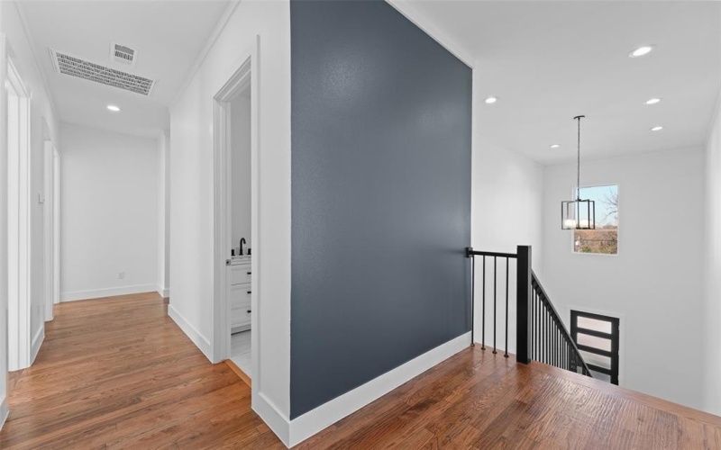 1320 Compton Street, Dallas, TX 75203, 4 Habitaciones Habitaciones , ,2 BañosBaños,Residential,En Venta,1320 Compton Street,0,21137106