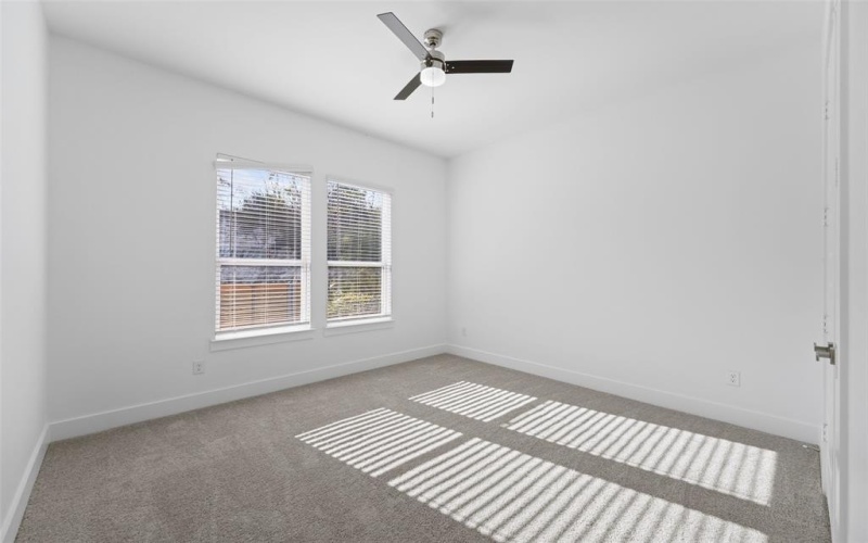 1320 Compton Street, Dallas, TX 75203, 4 Habitaciones Habitaciones , ,2 BañosBaños,Residential,En Venta,1320 Compton Street,0,21137106