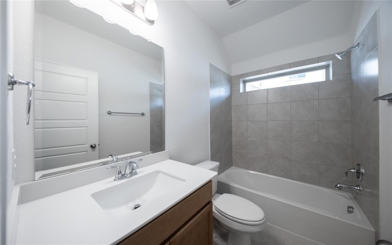 141 Old Glory Lane, Forney, TX 75126, 4 Habitaciones Habitaciones , ,2 BañosBaños,Residential,En Venta,141 Old Glory Lane,0,21137110