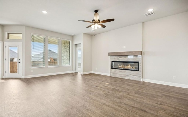 4533 Aralia Street, Fort Worth, TX 76036, 3 Habitaciones Habitaciones , ,2 BañosBaños,Residential,En Venta,4533 Aralia Street,0,21137228