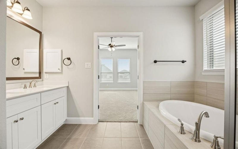 4533 Aralia Street, Fort Worth, TX 76036, 3 Habitaciones Habitaciones , ,2 BañosBaños,Residential,En Venta,4533 Aralia Street,0,21137228