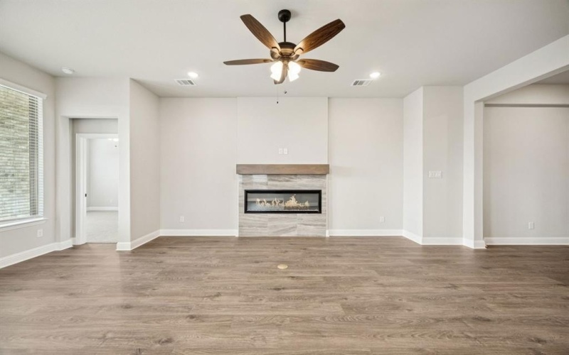 4533 Aralia Street, Fort Worth, TX 76036, 3 Habitaciones Habitaciones , ,2 BañosBaños,Residential,En Venta,4533 Aralia Street,0,21137228