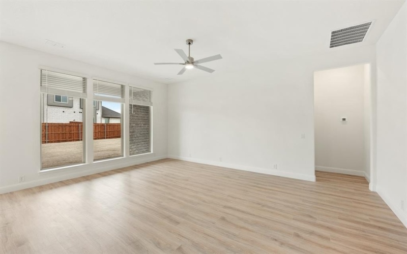 2808 Parkwood Circle, Denton, TX 76226, 4 Bedrooms Bedrooms, ,2 BathroomsBathrooms,Residential,For Sale,2808 Parkwood Circle,0,21137263