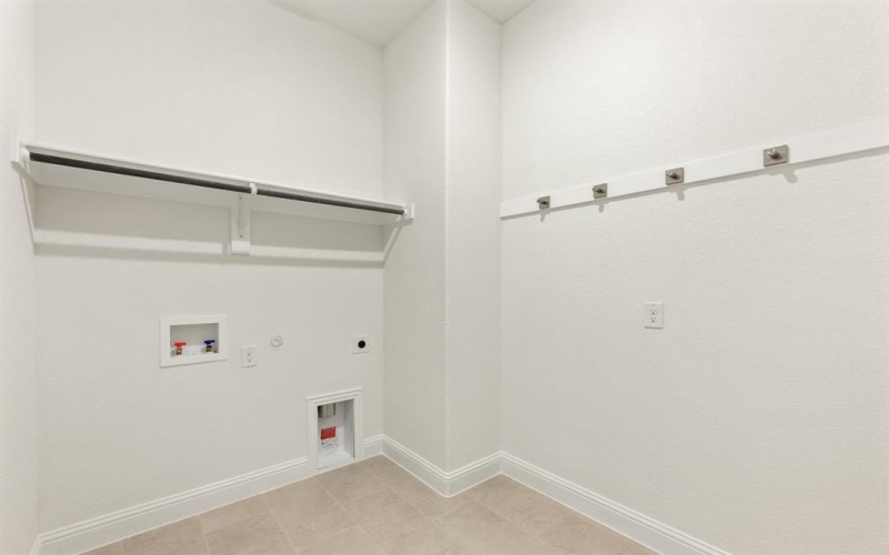 2808 Parkwood Circle, Denton, TX 76226, 4 Bedrooms Bedrooms, ,2 BathroomsBathrooms,Residential,For Sale,2808 Parkwood Circle,0,21137263