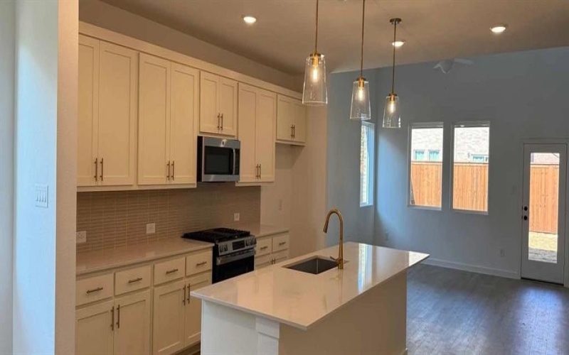 14161 Gallatin Street, Pilot Point, TX 76258, 5 Habitaciones Habitaciones , ,5 BañosBaños,Residential,En Venta,14161 Gallatin Street,0,21137271