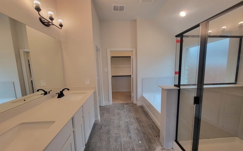 5032 Picasso Road, Royse City, TX 75189, 4 Bedrooms Bedrooms, ,2 BathroomsBathrooms,Residential,For Sale,5032 Picasso Road,0,21137358