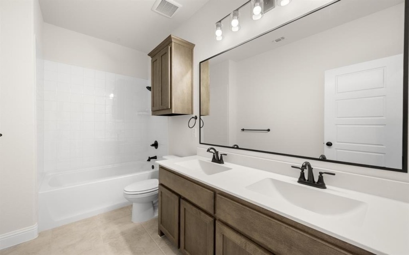 373 Paddle Boat Drive, Granbury, TX 76049, 3 Habitaciones Habitaciones , ,2 BañosBaños,Residential,En Venta,373 Paddle Boat Drive,0,21137378