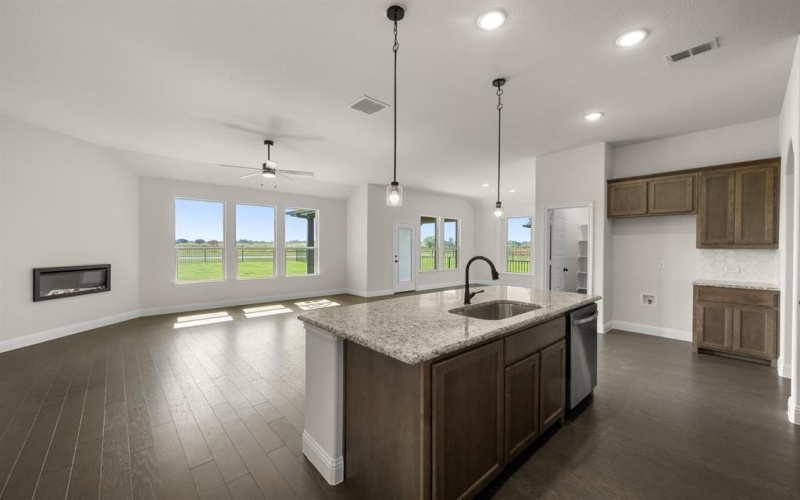 373 Paddle Boat Drive, Granbury, TX 76049, 3 Habitaciones Habitaciones , ,2 BañosBaños,Residential,En Venta,373 Paddle Boat Drive,0,21137378