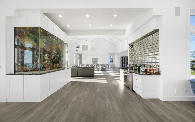 305 Estes Dr, ROCKPORT, TX 78382, 6 Habitaciones Habitaciones , ,5 BañosBaños,Residential,En Venta,305 Estes Dr,0,149235