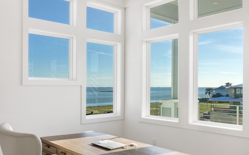 305 Estes Dr, ROCKPORT, TX 78382, 6 Habitaciones Habitaciones , ,5 BañosBaños,Residential,En Venta,305 Estes Dr,0,149235