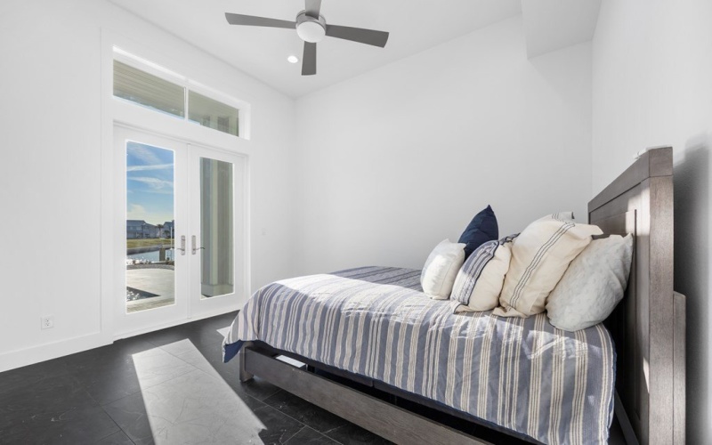 305 Estes Dr, ROCKPORT, TX 78382, 6 Habitaciones Habitaciones , ,5 BañosBaños,Residential,En Venta,305 Estes Dr,0,149235