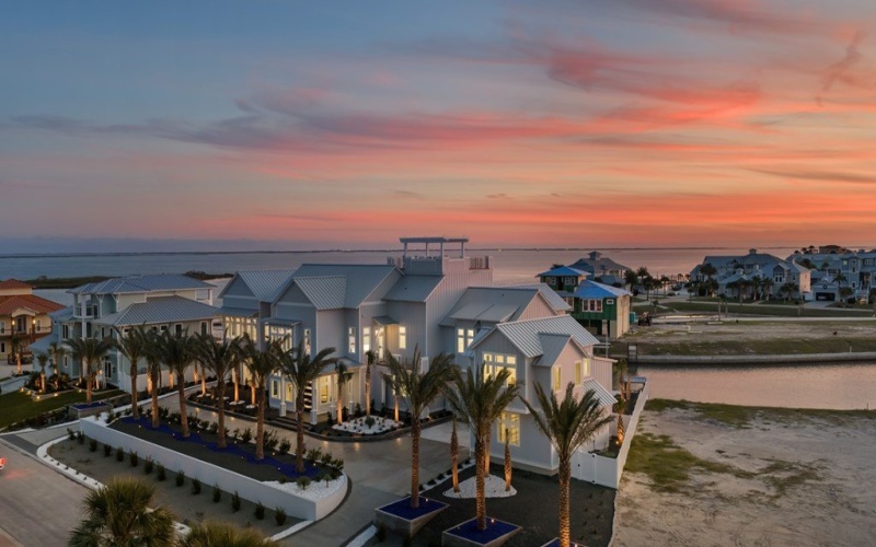 305 Estes Dr, ROCKPORT, TX 78382, 6 Habitaciones Habitaciones , ,5 BañosBaños,Residential,En Venta,305 Estes Dr,0,149235