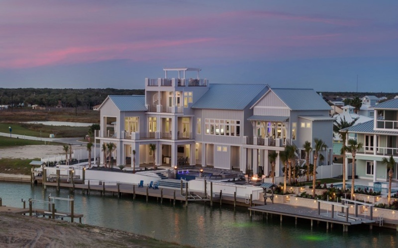 305 Estes Dr, ROCKPORT, TX 78382, 6 Habitaciones Habitaciones , ,5 BañosBaños,Residential,En Venta,305 Estes Dr,0,149235