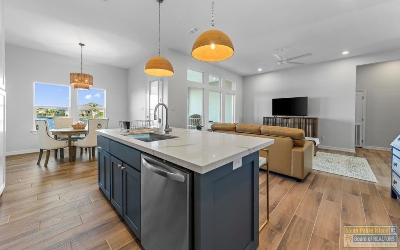 39 Arcos Gardens, Laguna Vista, TX 78578, 3 Bedrooms Bedrooms, ,3 BathroomsBathrooms,Residential,For Sale,39 Arcos Gardens,0,104680