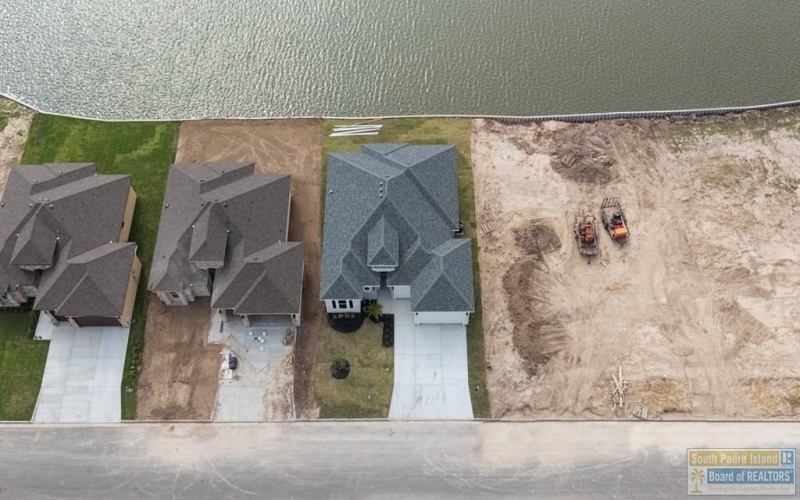 39 Arcos Gardens, Laguna Vista, TX 78578, 3 Bedrooms Bedrooms, ,3 BathroomsBathrooms,Residential,For Sale,39 Arcos Gardens,0,104680