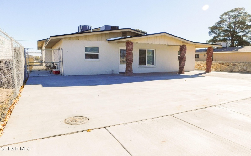 8940 Ankerson Street unit: A & B #A & B, El Paso, TX 79904, 2 Bedrooms Bedrooms, ,2 BathroomsBathrooms,Residential Multi Family,For Sale,8940 Ankerson Street unit: A & B,0,935468