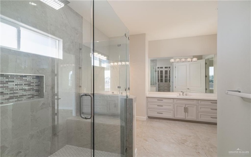 1574 Lion Lake Drive, Progreso Lakes, TX 78596, 4 Bedrooms Bedrooms, ,3 BathroomsBathrooms,Residential,For Sale,1574 Lion Lake Drive,0,490469