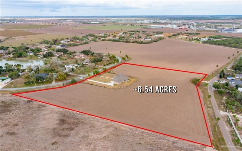 1574 Lion Lake Drive, Progreso Lakes, TX 78596, 4 Bedrooms Bedrooms, ,3 BathroomsBathrooms,Residential,For Sale,1574 Lion Lake Drive,0,490469