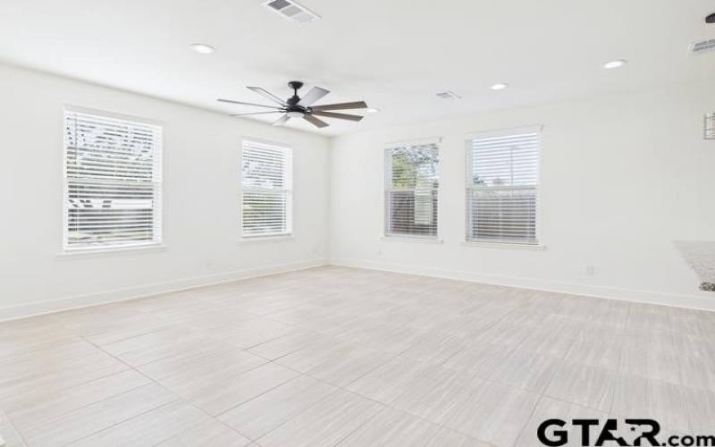 511 Richardson St, Athens, TX 75751, 4 Habitaciones Habitaciones , ,2 BañosBaños,Residential,En Venta,511 Richardson St,0,25018010