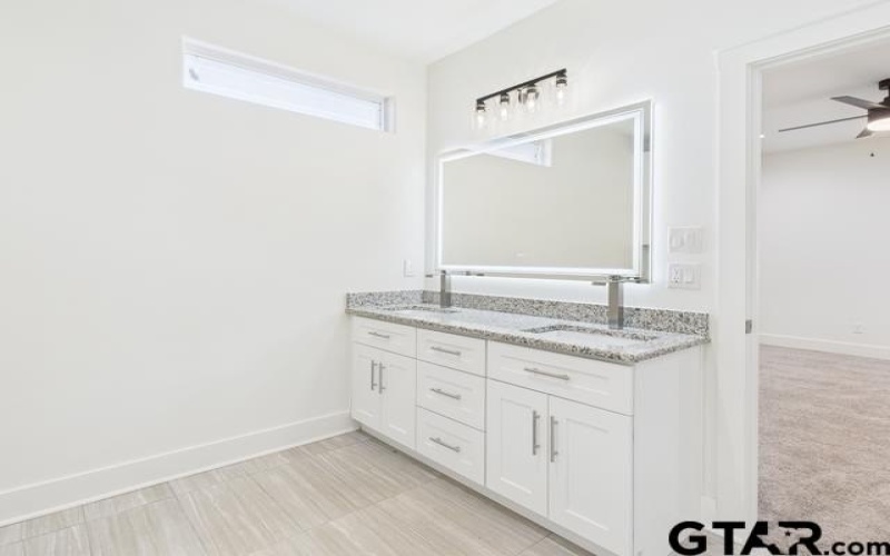 511 Richardson St, Athens, TX 75751, 4 Habitaciones Habitaciones , ,2 BañosBaños,Residential,En Venta,511 Richardson St,0,25018010