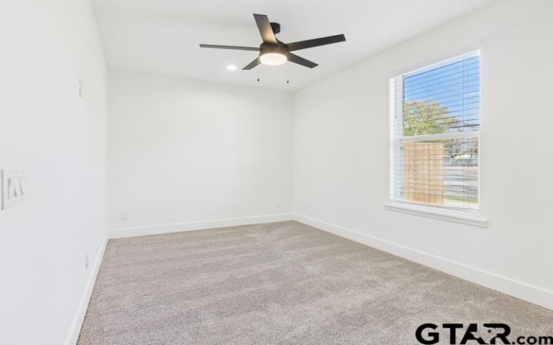 511 Richardson St, Athens, TX 75751, 4 Habitaciones Habitaciones , ,2 BañosBaños,Residential,En Venta,511 Richardson St,0,25018010