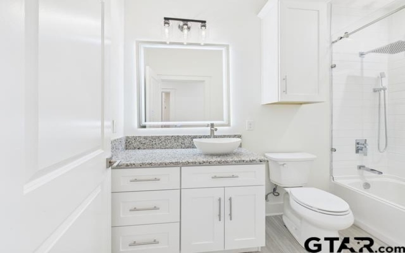 511 Richardson St, Athens, TX 75751, 4 Habitaciones Habitaciones , ,2 BañosBaños,Residential,En Venta,511 Richardson St,0,25018010