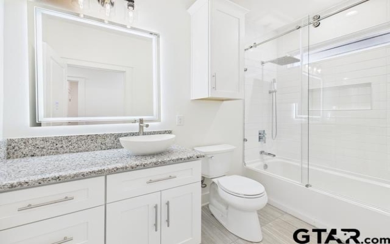 511 Richardson St, Athens, TX 75751, 4 Habitaciones Habitaciones , ,2 BañosBaños,Residential,En Venta,511 Richardson St,0,25018010