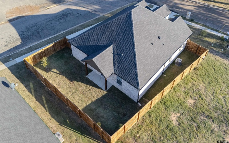 511 Richardson St, Athens, TX 75751, 4 Habitaciones Habitaciones , ,2 BañosBaños,Residential,En Venta,511 Richardson St,0,25018010