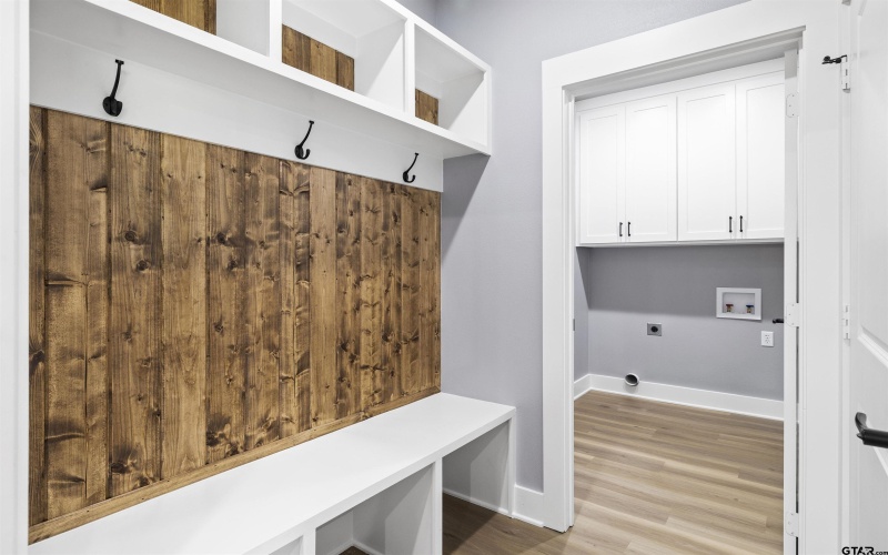 304 W Tarbutton, Troup, TX 75789, 3 Bedrooms Bedrooms, ,2 BathroomsBathrooms,Residential,For Sale,304 W Tarbutton,0,25018011