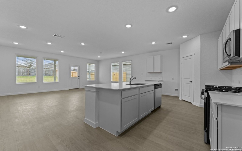 2119 Artemis Drive, Portland, TX 78374, 3 Habitaciones Habitaciones , ,2 BañosBaños,Residential,En Venta,2119 Artemis Drive,0,1929763