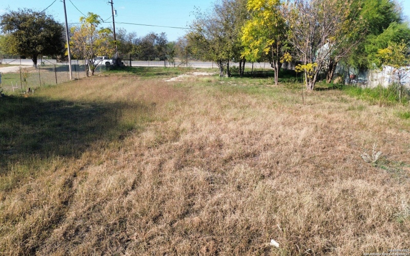 3948 state highway 132, Lytle, TX 78052, 1 Dormitorio Habitaciones , ,1 BañoBaños,Residential,En Venta,3948 state highway 132,0,1929829