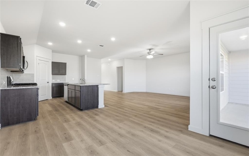 114 John Laurens Drive, Venus, TX 76084, 3 Habitaciones Habitaciones , ,2 BañosBaños,Residential,En Venta,114 John Laurens Drive,0,20919249