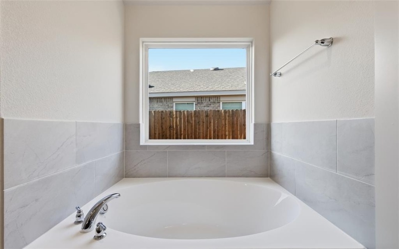 114 John Laurens Drive, Venus, TX 76084, 3 Habitaciones Habitaciones , ,2 BañosBaños,Residential,En Venta,114 John Laurens Drive,0,20919249