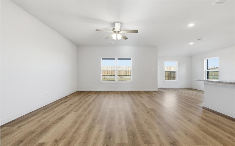 114 John Laurens Drive, Venus, TX 76084, 3 Habitaciones Habitaciones , ,2 BañosBaños,Residential,En Venta,114 John Laurens Drive,0,20919249