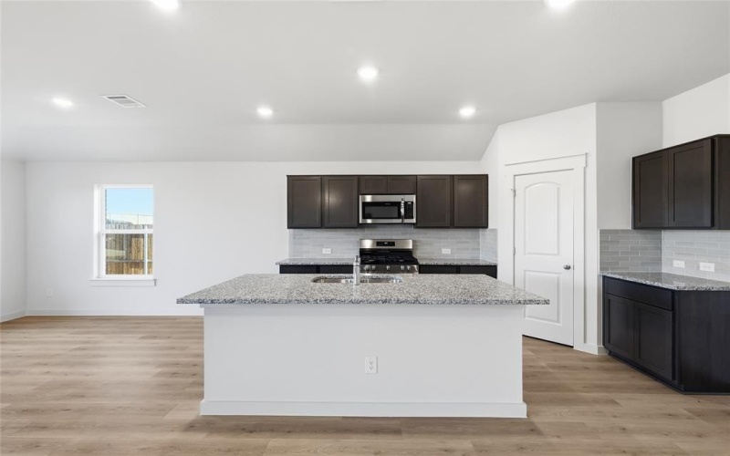 114 John Laurens Drive, Venus, TX 76084, 3 Habitaciones Habitaciones , ,2 BañosBaños,Residential,En Venta,114 John Laurens Drive,0,20919249