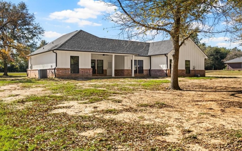 1339 HWY 67, Mount Vernon, TX 75457, 3 Bedrooms Bedrooms, ,2 BathroomsBathrooms,Residential,For Sale,1339 HWY 67,0,21137647